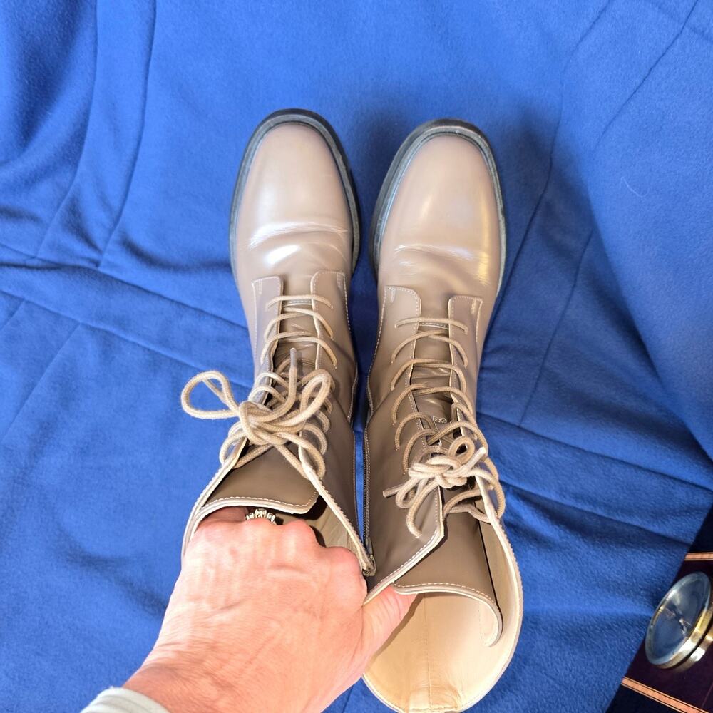 Anthropologie Pilcro Boots Stompy Genuine Patent Leather Lace Up Taupe 38 Combat - Picture 6 of 6
